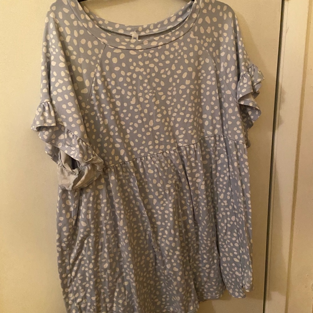 EUC flowy top 3x